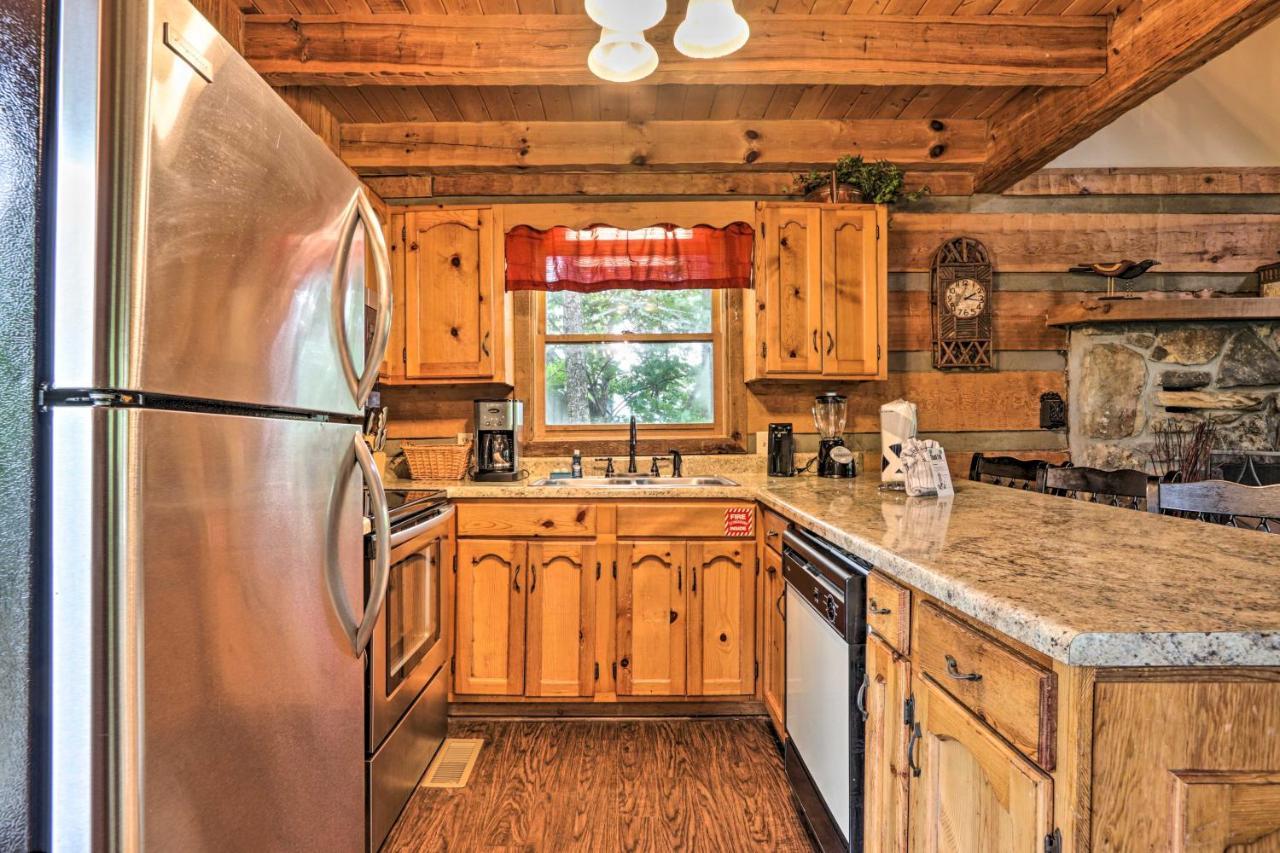 Gatlinburg Escape With Hot Tub, Deck And Mtn View Villa Dış mekan fotoğraf